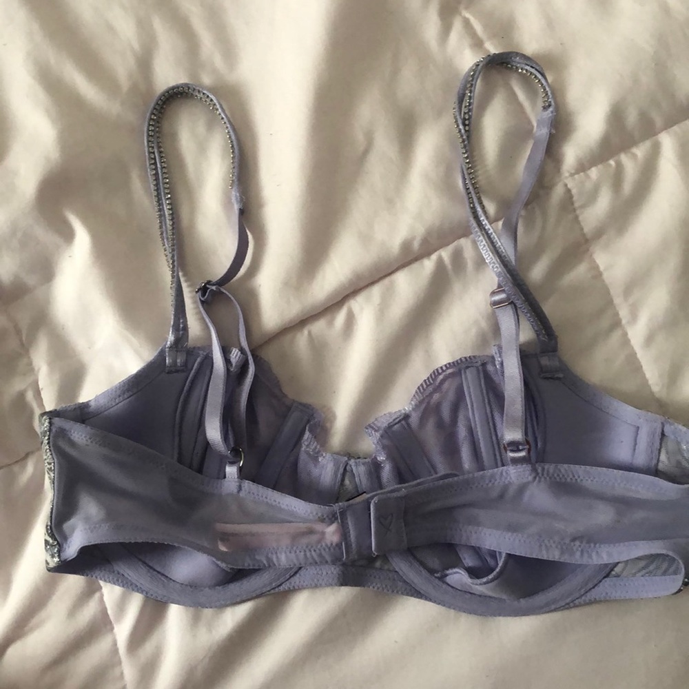 VS bra - Picture 2 of 2